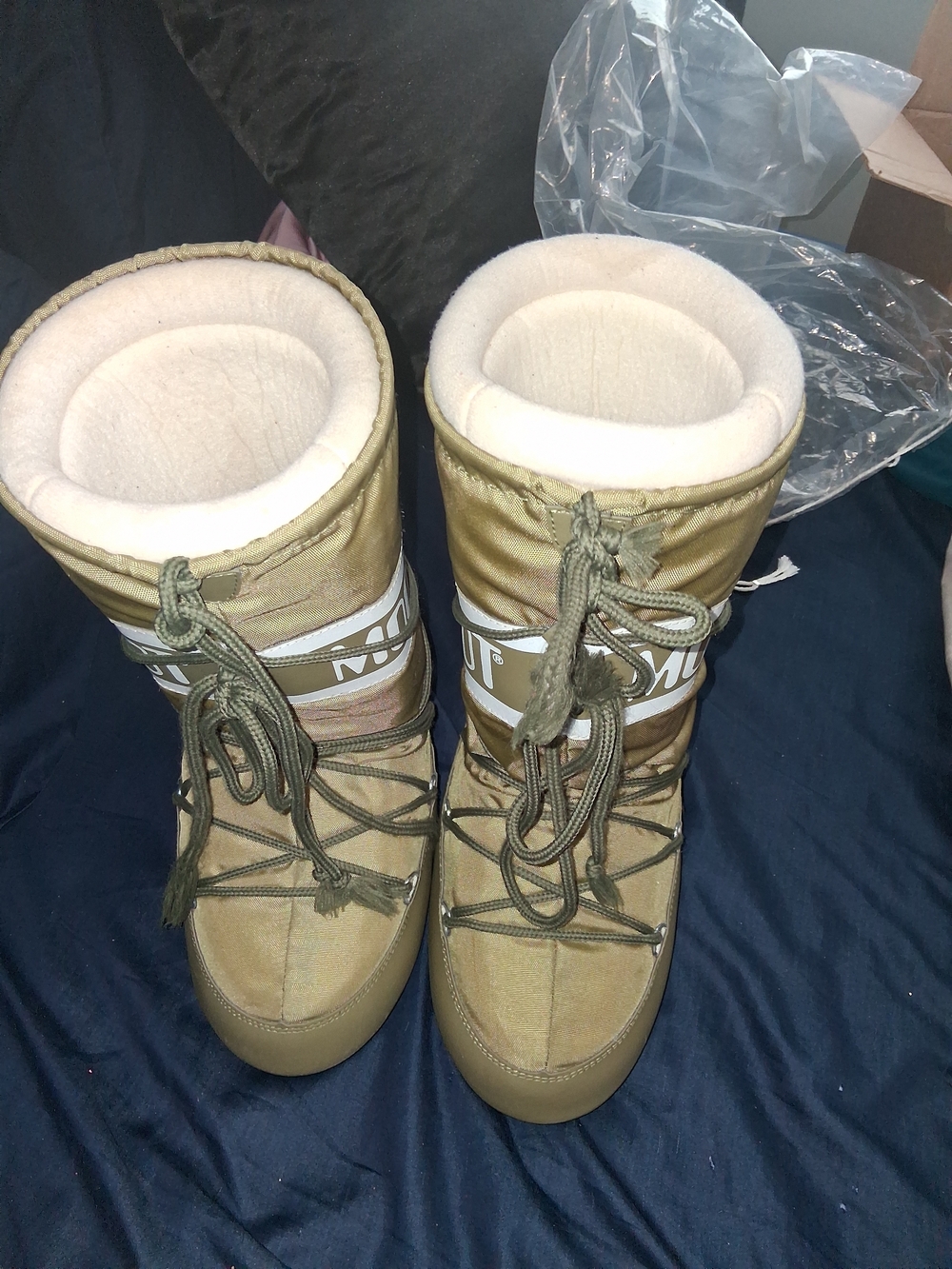 Moon Boot Women's Olive Snow Boots